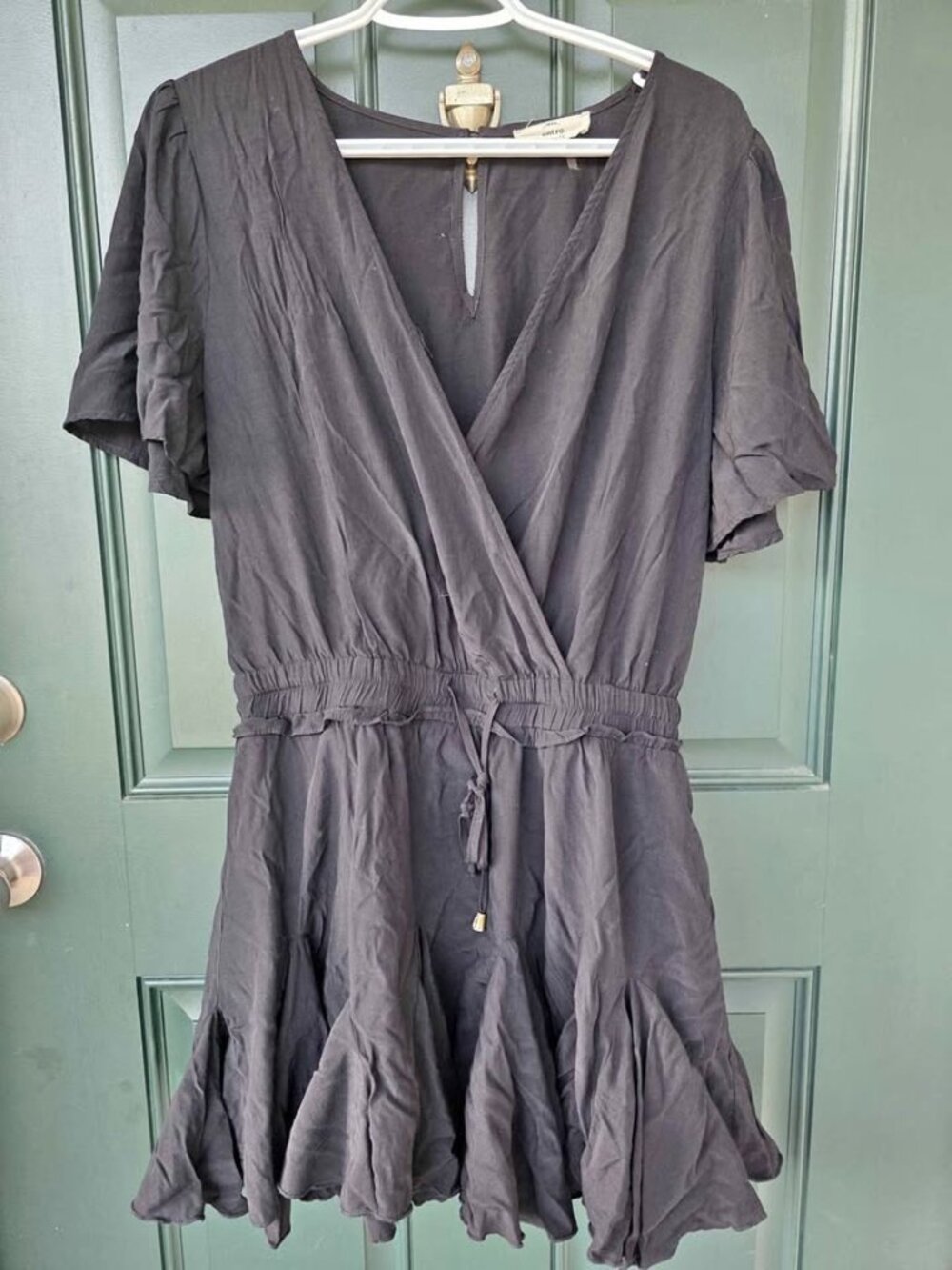 Womens Large Black Surplice V-Neck Flutter Sleeve Drawstring Waist Romper L